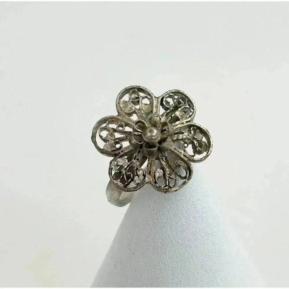 Floral Victorian Revival Statement Filigree Ring - size 8 - Picture 1 of 6